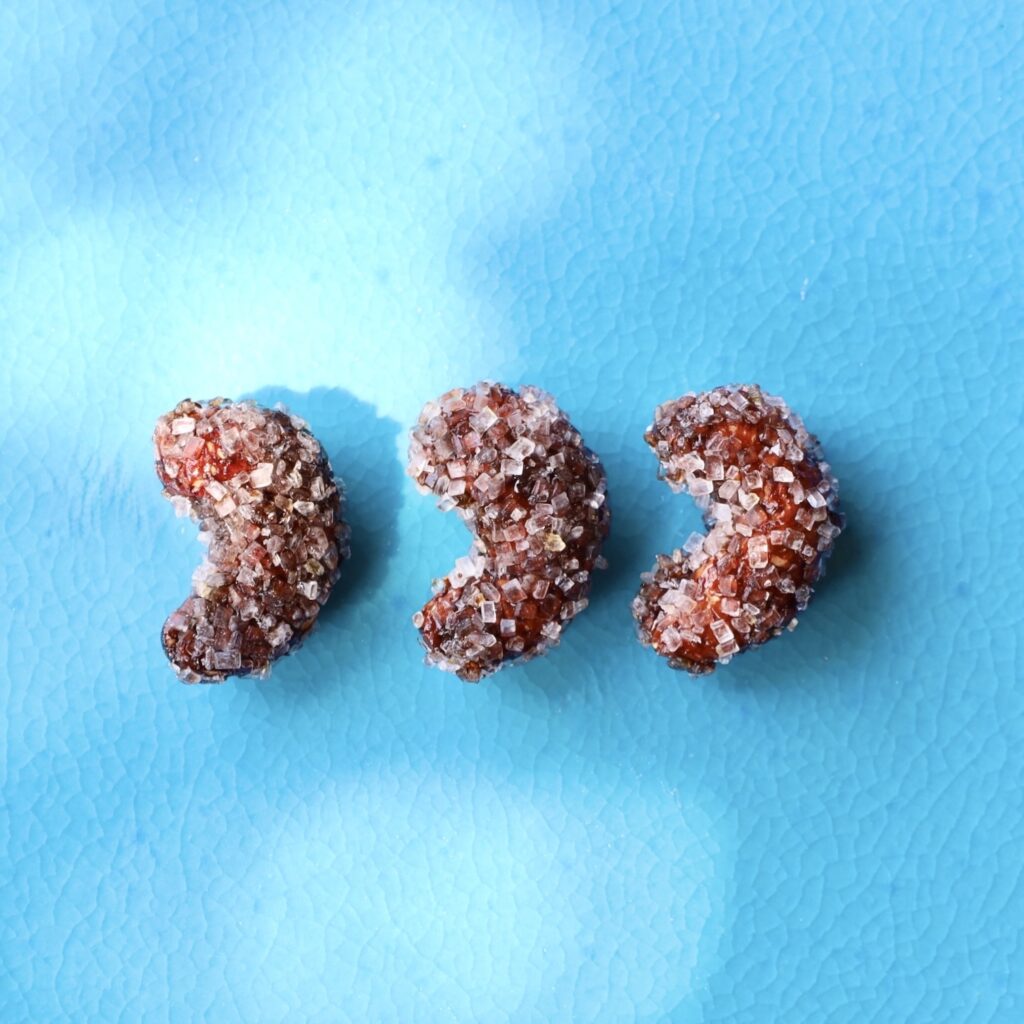 ちぐさの実 味噌ざらめのカシューナッツ菓子